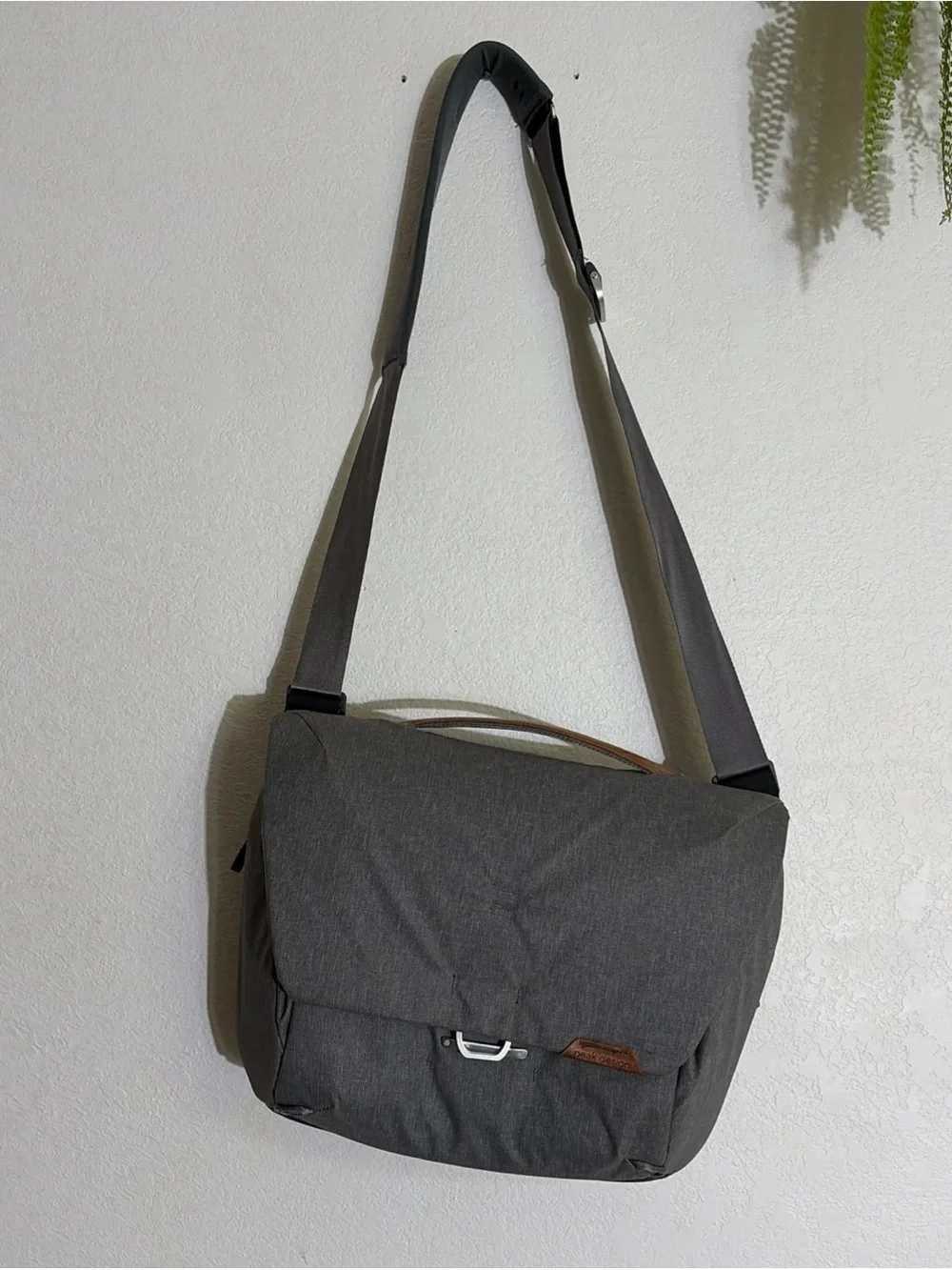Peak Design Messenger Bag Everyday Shoulder Bag Multi Function Camera EUC!